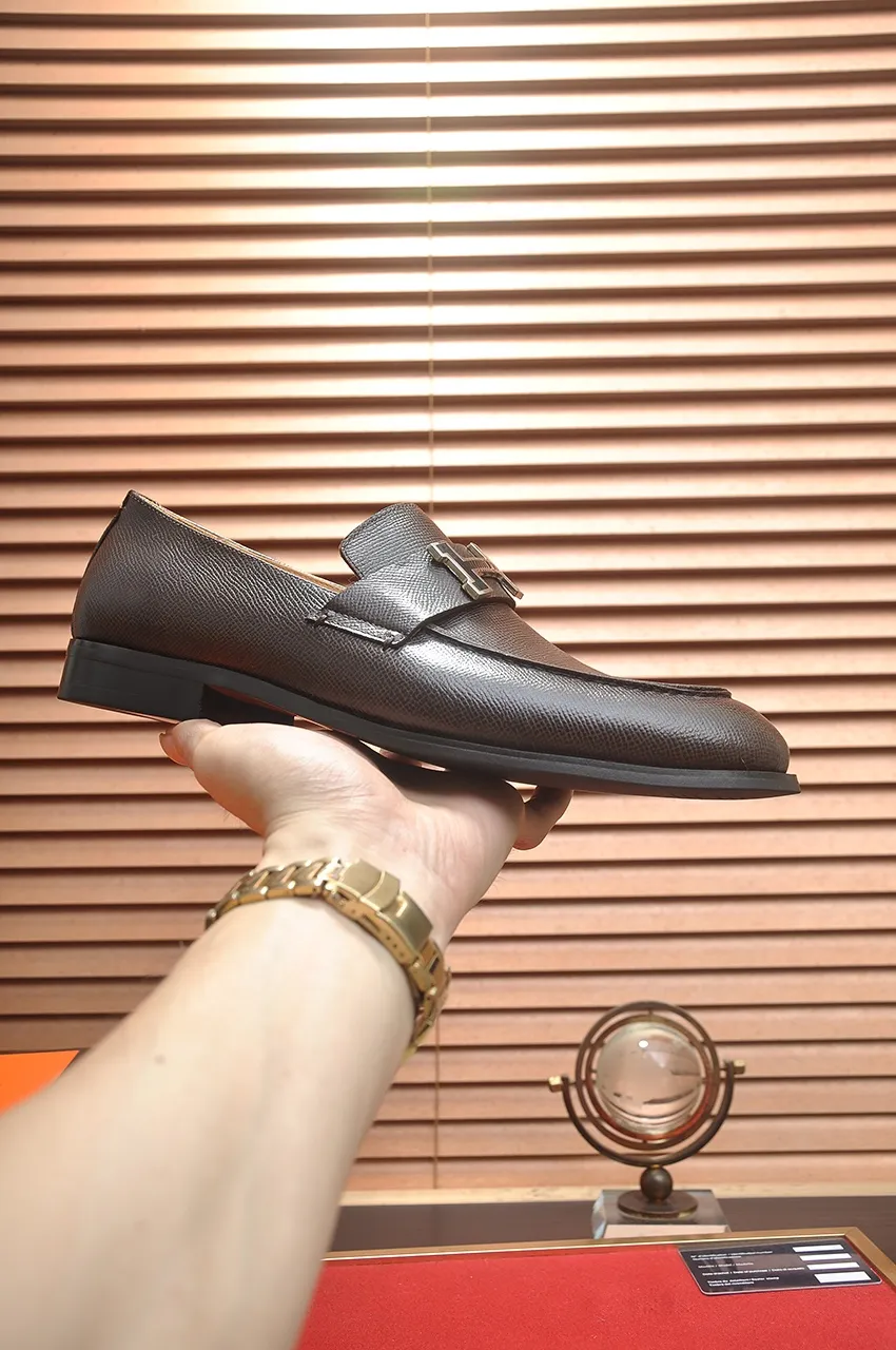 Men's shoes💰520💶[HERMES] (cowhide lining)🍀Italian top luxury🍀He does not pursue novel styles and gorgeous colors, but attracts the favor of successful men with his flawless, elegant and classic style. Formal leather shoes This very comfortable, simple and stable style allows you to easily match any style! The pattern is absolutely 1:1 refined from the original case, and we strive for excellence in materials, imported cowhide + cowhide lining💪💪💪extraordinary texture👍! .Code number: 38-45 (45 customized)